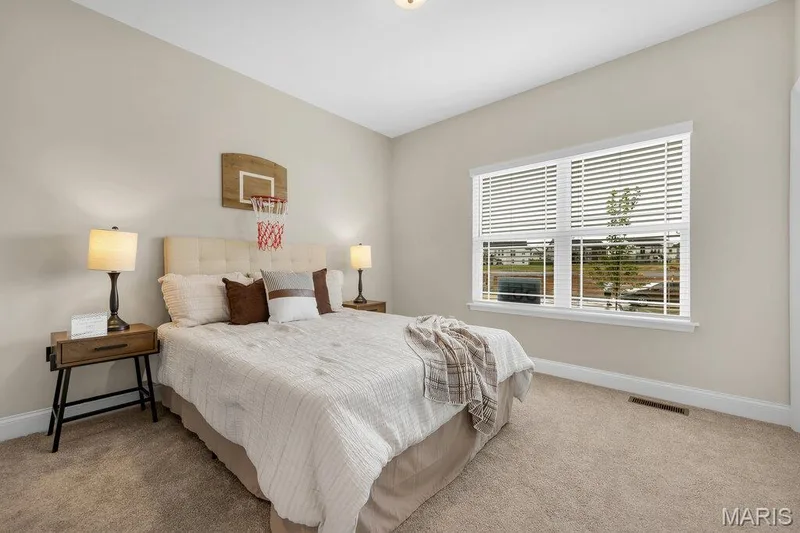 236 Woodhurst, Wentzville, MO 63385 — listing photo 35 of 67