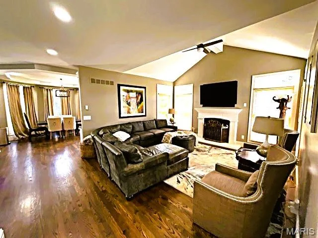 Hearth Room — 1009 Savonne Court, Chesterfield, MO 63005