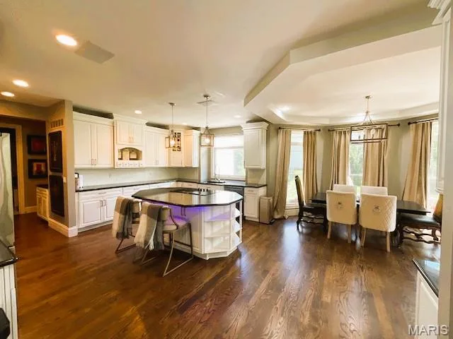 1009 Savonne Court, Chesterfield, MO 63005 — listing photo 17 of 49