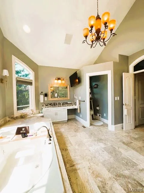 Master Bath — 1009 Savonne Court, Chesterfield, MO 63005