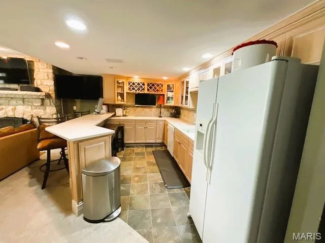 Lower Kitchenette — 1009 Savonne Court, Chesterfield, MO 63005