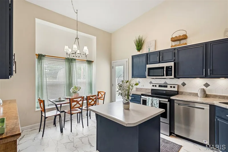 223 Destiny Court, Wentzville, MO 63385 — listing photo 11 of 43