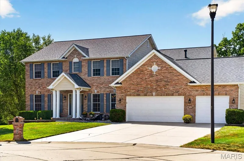 75 Hesters Court, St Charles, MO 63304 — listing photo 3 of 69