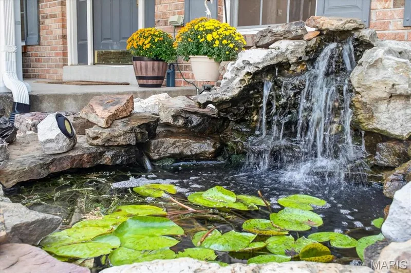 75 Hesters Court, St Charles, MO 63304 — listing photo 6 of 69