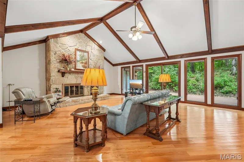 2260 Ridgley Woods Drive, Chesterfield, MO 63005 — listing photo 6 of 44