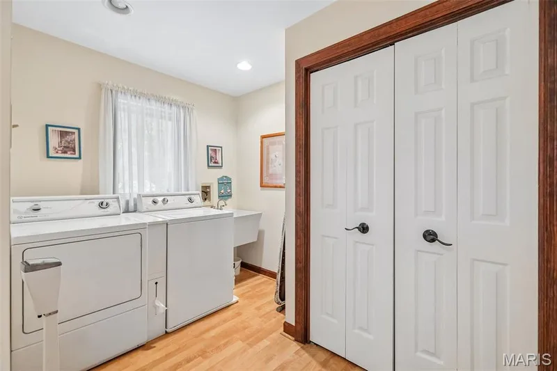 Laundry on main level — 2260 Ridgley Woods Drive, Chesterfield, MO 63005