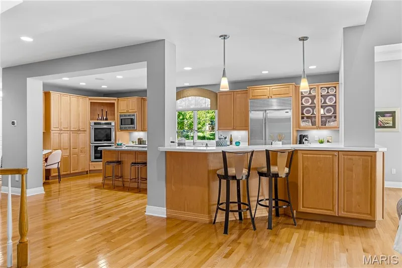 2 Upper Conway Lane, Chesterfield, MO 63017 — listing photo 12 of 51