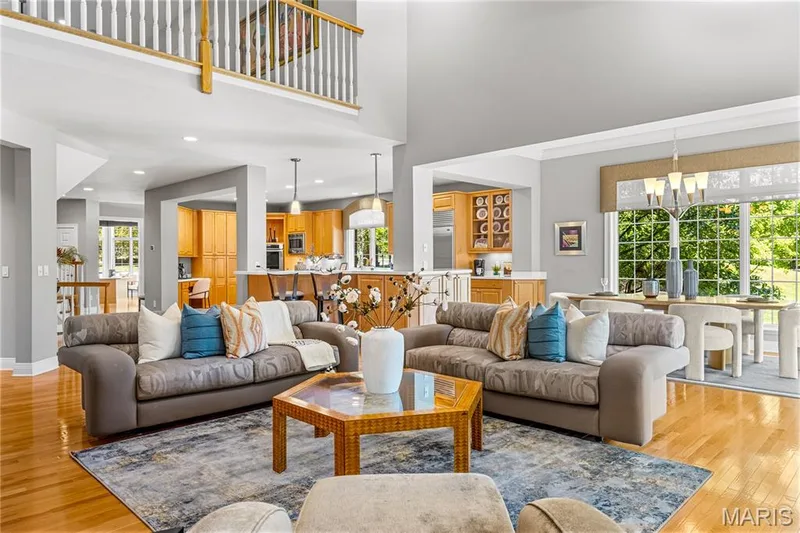 2 Upper Conway Lane, Chesterfield, MO 63017 — listing photo 16 of 51