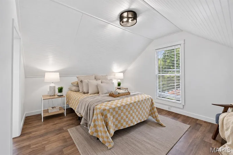 MAIN HOME-PRIMARY BEDROOM UPSTAIRS — 329 Houston Street, St Charles, MO 63301
