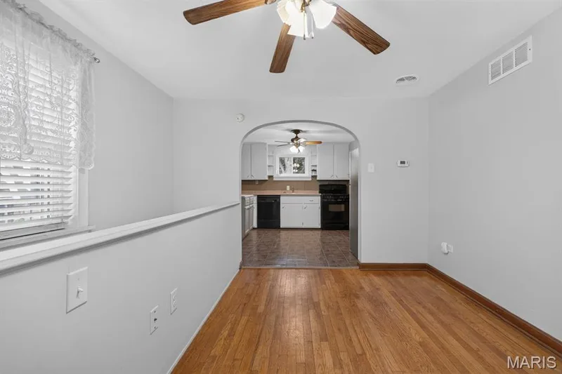 GUEST QUARTERS-Upstairs Dining Room — 329 Houston Street, St Charles, MO 63301