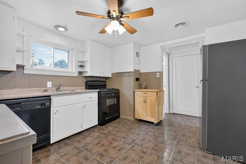 GUEST QUARTERS-Upstairs Kitchen — 329 Houston Street, St Charles, MO 63301