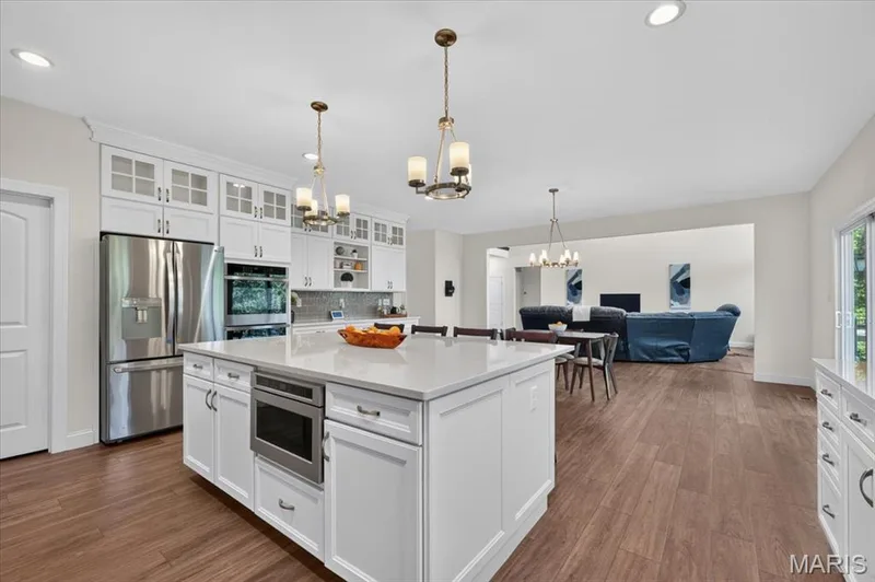 823 Silver Buck Lane, Chesterfield, MO 63005 — listing photo 18 of 53