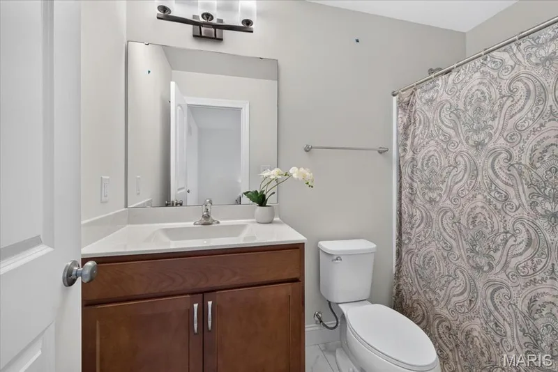 823 Silver Buck Lane, Chesterfield, MO 63005 — listing photo 35 of 53