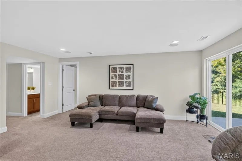 823 Silver Buck Lane, Chesterfield, MO 63005 — listing photo 36 of 53