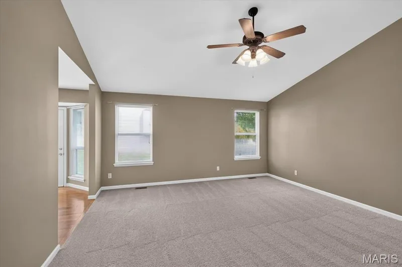 11 Swift Creek Court, St Peters, MO 63376 — listing photo 15 of 52
