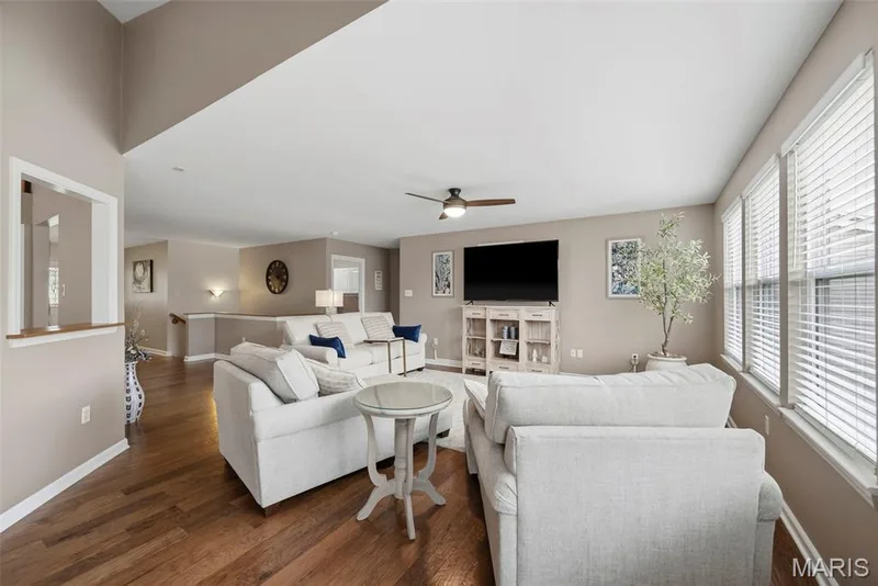 11 Lambeth Lane, Dardenne Prairie, MO 63368 — listing photo 16 of 74