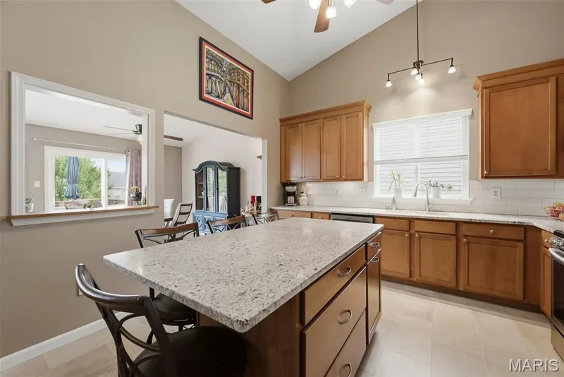 Open, spacious kitchen — 11 Lambeth Lane, Dardenne Prairie, MO 63368