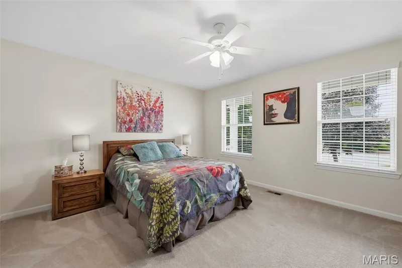 2nd bedroom w/2 large windows — 11 Lambeth Lane, Dardenne Prairie, MO 63368