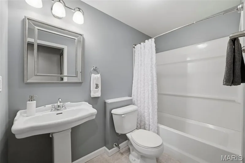 LL bath — 11 Lambeth Lane, Dardenne Prairie, MO 63368