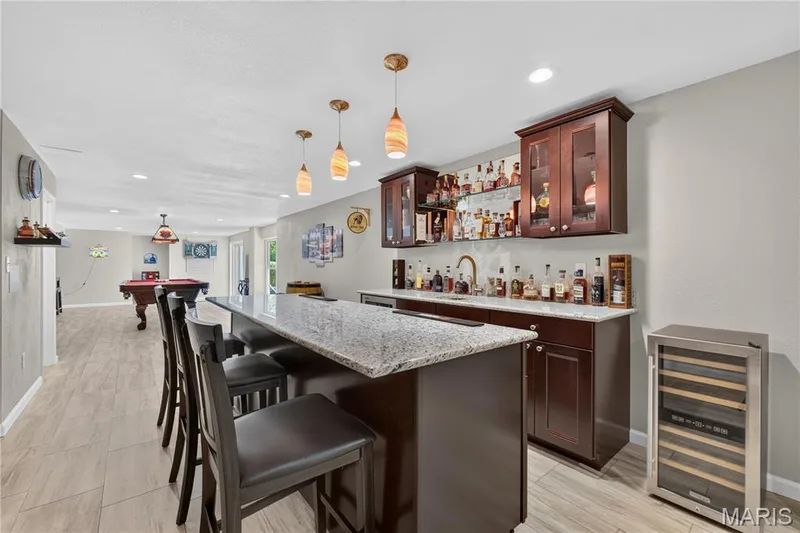 Beautiful bar area. — 947 Crown Pointe Estates Drive, Wildwood, MO 63021