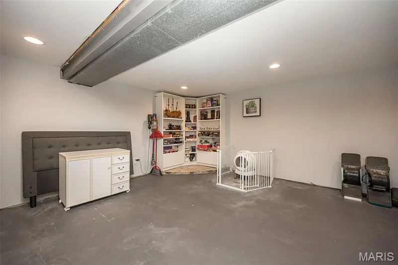 21 San Carlos Drive, St Charles, MO 63303 — listing photo 26 of 44