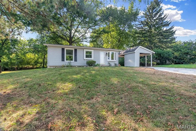 44 Orchard Hills Drive, St Peters, MO 63376 — listing photo 2 of 32