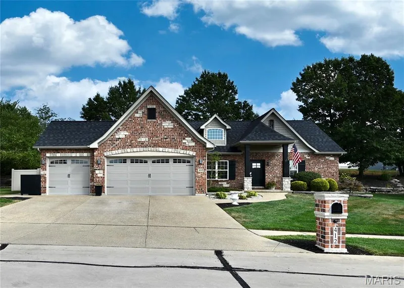 Welcome home! — 412 Cottage Grove Drive, Wentzville, MO 63385