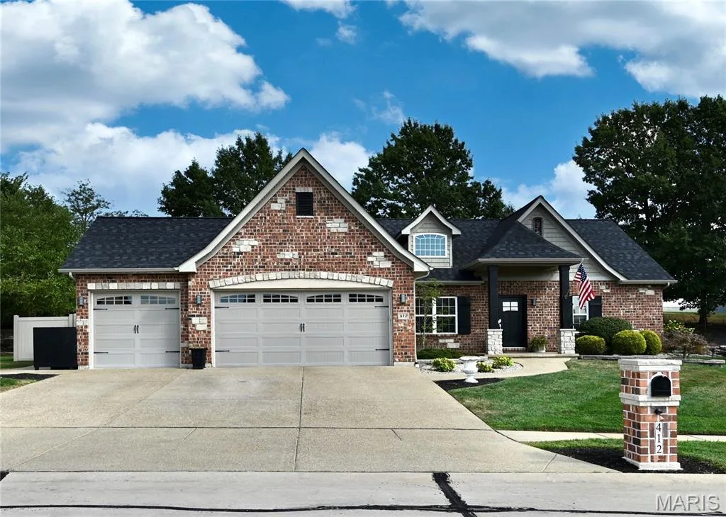 412 Cottage Grove Drive, Wentzville, MO 63385 — listing photo 1 of 31