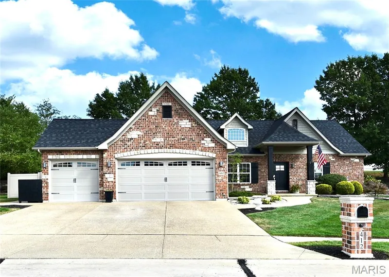 412 Cottage Grove Drive, Wentzville, MO β listing photo 1