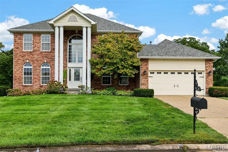4 Big Country Circle, Dardenne Prairie, MO 63368 — listing photo 2 of 77