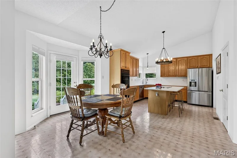 4 Big Country Circle, Dardenne Prairie, MO 63368 — listing photo 35 of 77