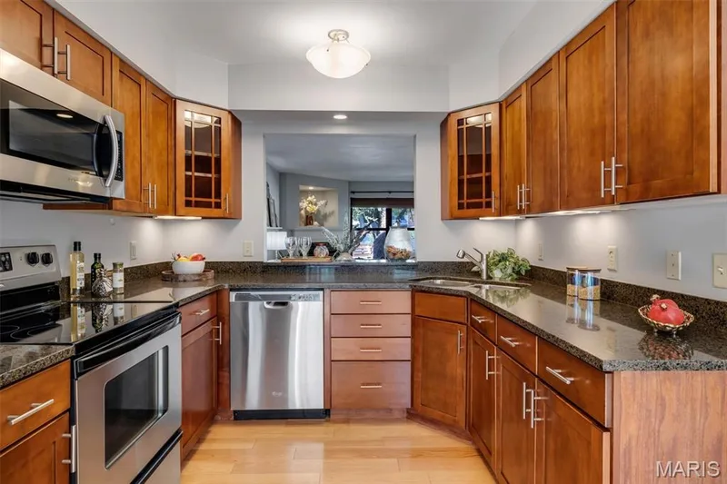 947 Quail Meadows Court #E, Chesterfield, MO 63017 — listing photo 20 of 62