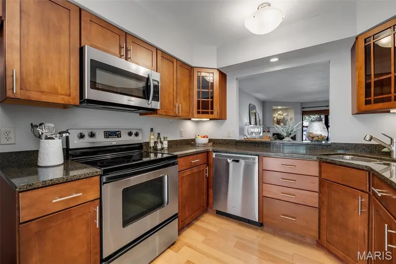 947 Quail Meadows Court #E, Chesterfield, MO 63017 — listing photo 21 of 62