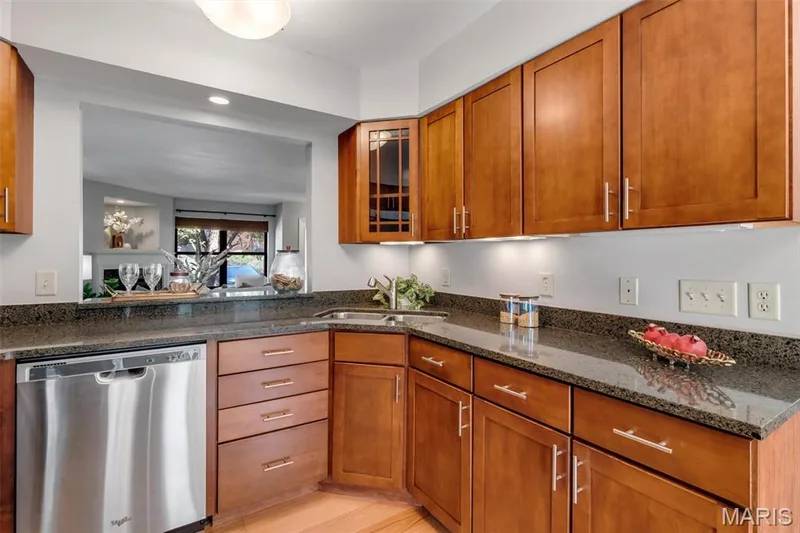 947 Quail Meadows Court #E, Chesterfield, MO 63017 — listing photo 22 of 62