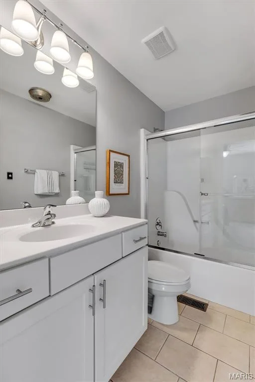 947 Quail Meadows Court #E, Chesterfield, MO 63017 — listing photo 35 of 62