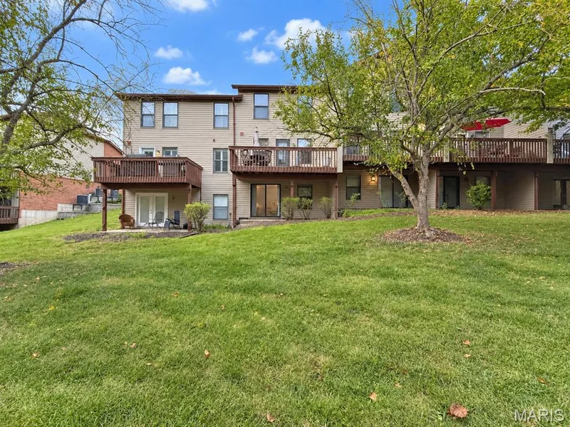 947 Quail Meadows Court #E, Chesterfield, MO 63017 — listing photo 51 of 62