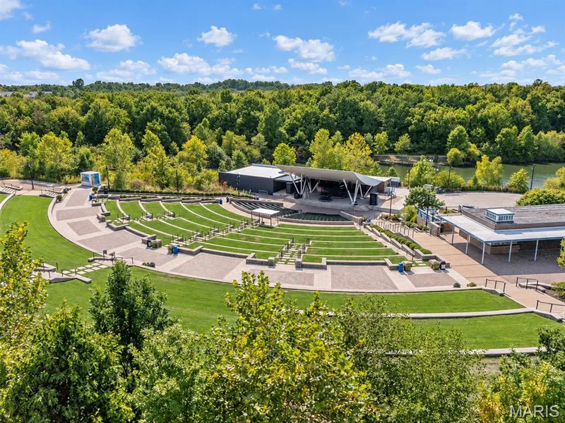 Chesterfield Amphitheater — 947 Quail Meadows Court #E, Chesterfield, MO 63017