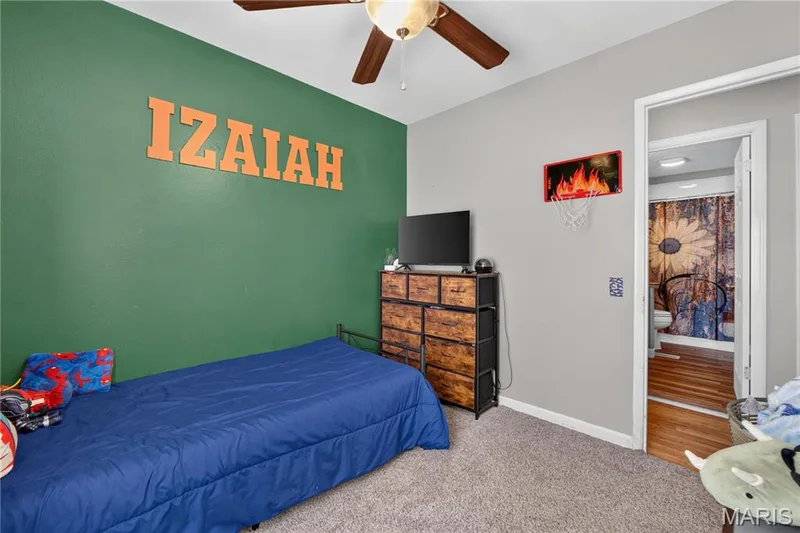 1st bedroom with ceiling fan. — 2910 Nantwich Lane, St Charles, MO 63301