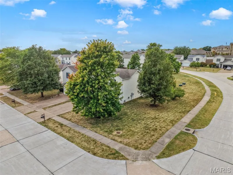 11 Tyler Court #2101B, Wentzville, MO 63385 — listing photo 31 of 37