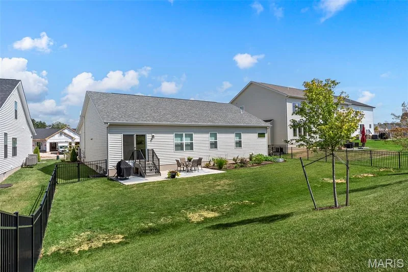 164 Cedarstone Drive, Dardenne Prairie, MO 63368 — listing photo 7 of 10