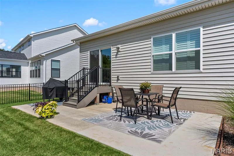 164 Cedarstone Drive, Dardenne Prairie, MO 63368 — listing photo 8 of 10