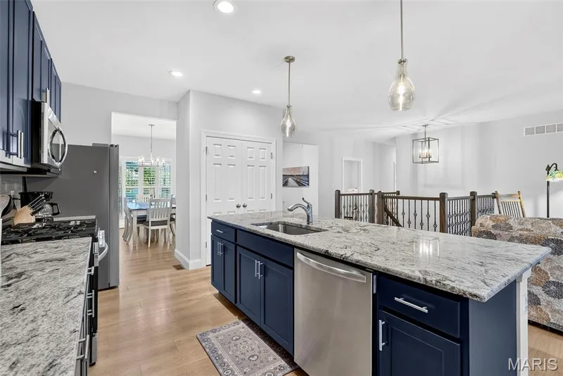 164 Cedarstone Drive, Dardenne Prairie, MO 63368 — listing photo 18 of 47