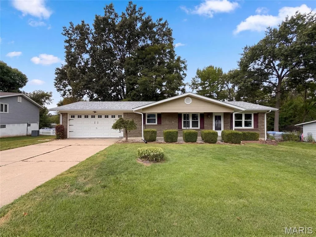 1621 Christy Drive, St Charles, MO 63303 — listing photo 1 of 17
