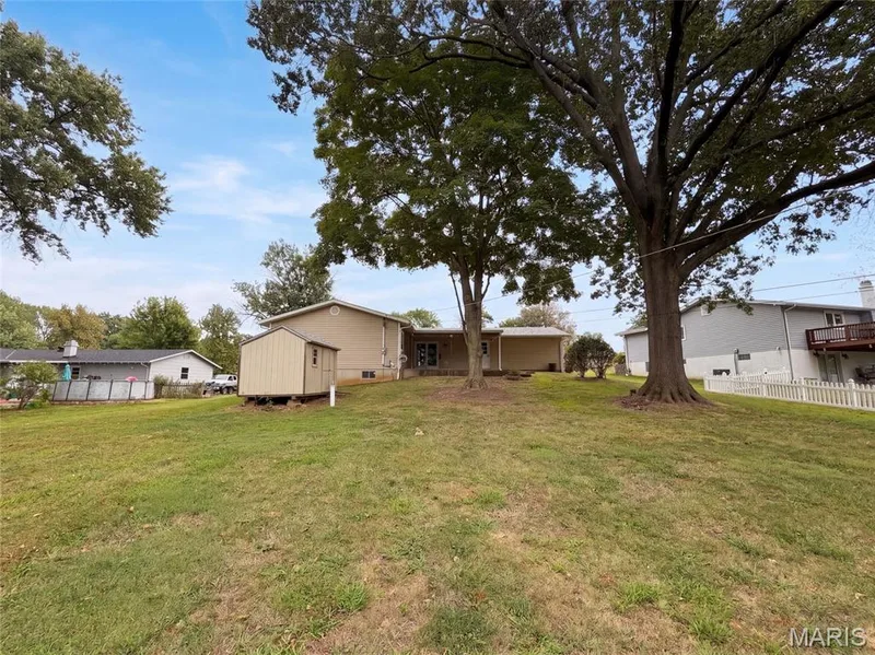 1621 Christy Drive, St Charles, MO 63303 — listing photo 5 of 17