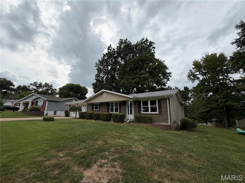 1621 Christy Drive, St Charles, MO 63303 — listing photo 6 of 17