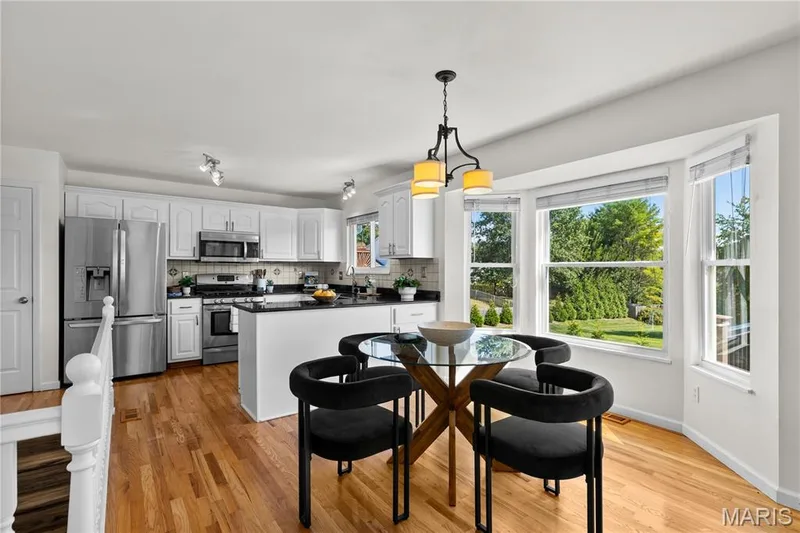 2079 Autumn Wood Drive, St Charles, MO 63303 — listing photo 10 of 35