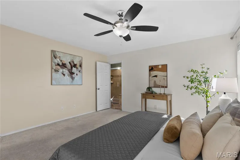 2079 Autumn Wood Drive, St Charles, MO 63303 — listing photo 14 of 35