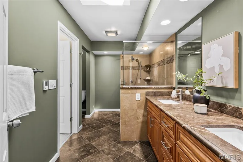 2079 Autumn Wood Drive, St Charles, MO 63303 — listing photo 16 of 35