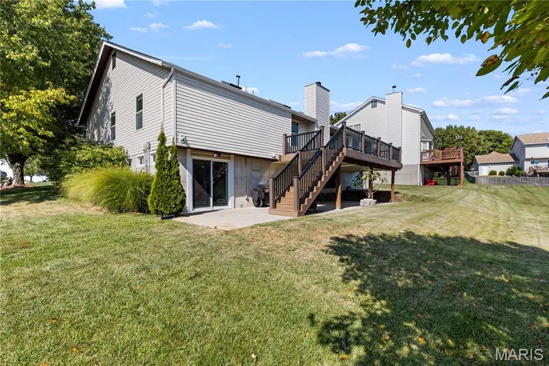 2079 Autumn Wood Drive, St Charles, MO 63303 — listing photo 31 of 35