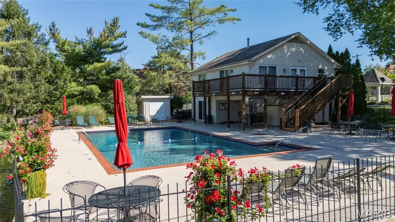 2394 Baxton Way, Chesterfield, MO 63017 — listing photo 38 of 40